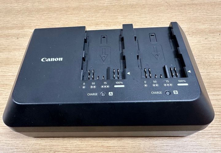 Canon CG-A10 (CGA10) Dual Battery Charger - image #1