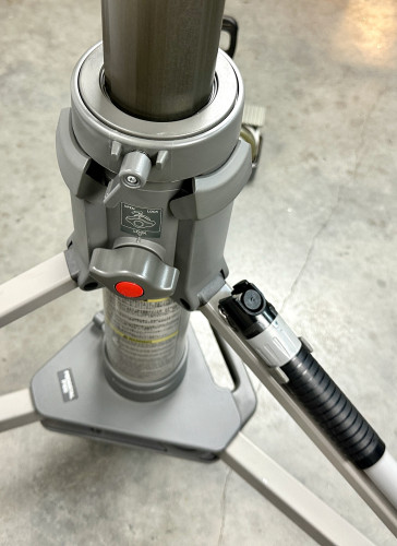 Libec P-100 Pedestal with the H70 fluidhead