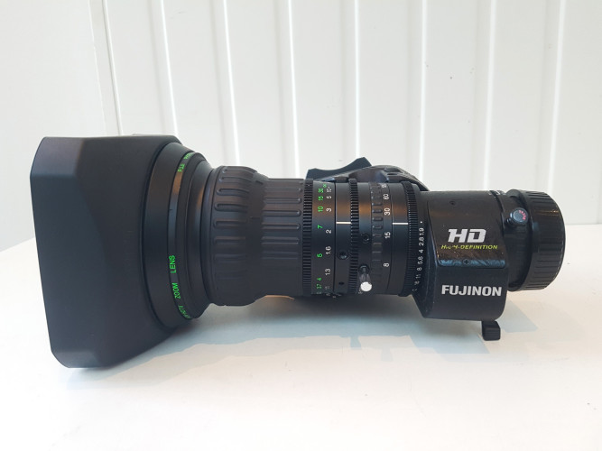 Fujinon HA15x8 BEVM-G28 + zoom and focus