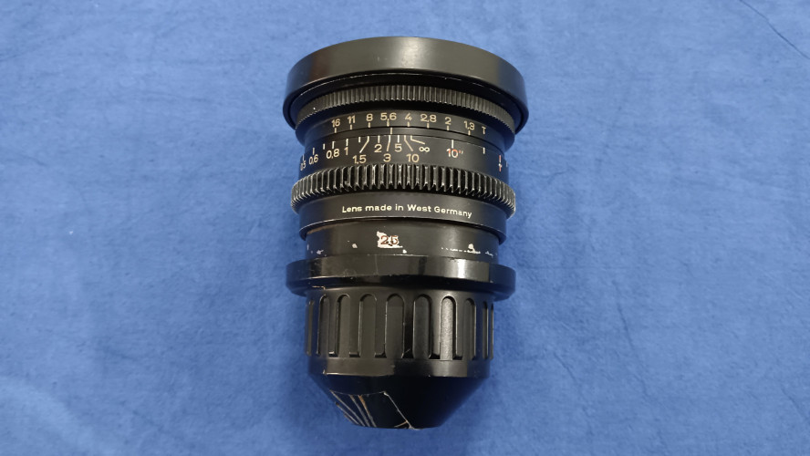 Carl Zeiss Distagon Super Speed lens T1.2   25 mm lens for Super 16 PL mount - image #1