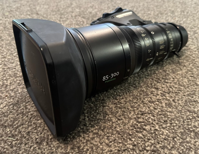 Fujinon ZK3.5x85-SAFB PL mount 85-300 zoom with servo grip, in excellent condition - image #3