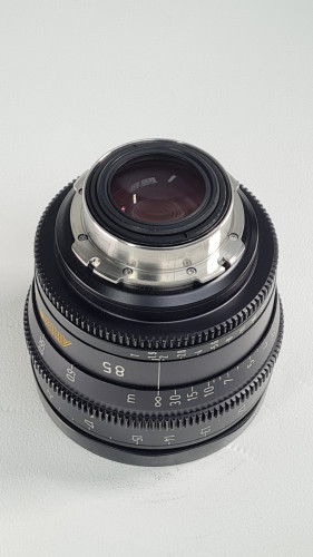 ARRI Zeiss Ultra Prime Set of 8 Lenses - image #17