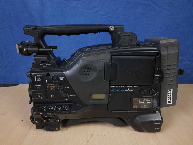 Sony PDW 700 XDCAM Blue Ray disc - image #1