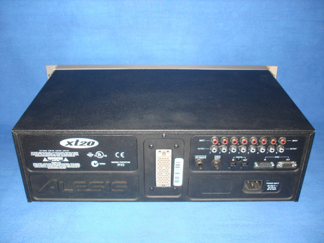 Alesis XT20 aDAT Type II  20 Bit digital audio recorder - image #4