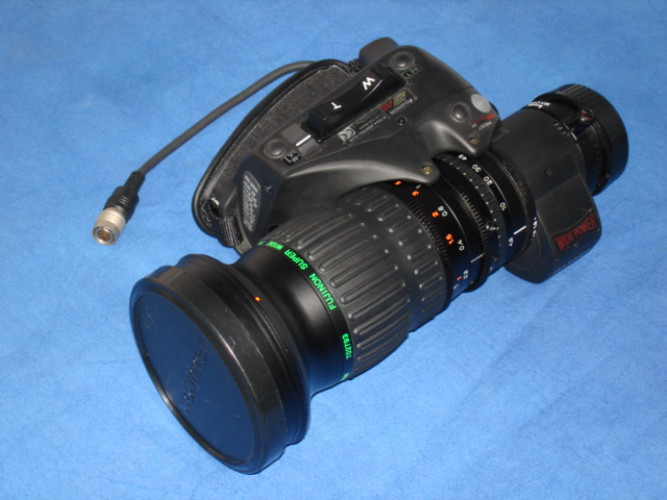 Fujinon A10x4.8 BERD-S28 full servo wide angle zoom lens for SD and HD use - image #5