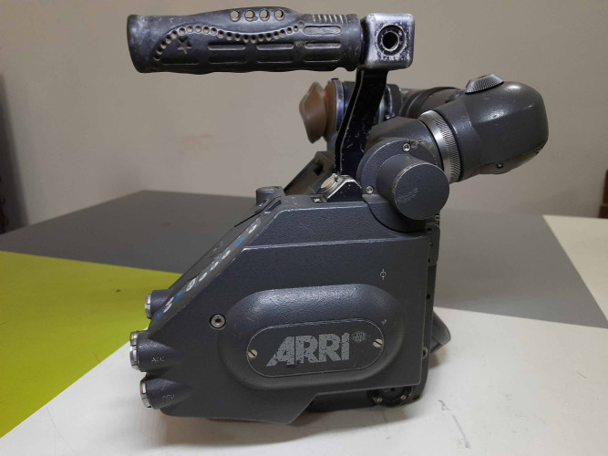Arriflex 435 ES 35 mm film camera with PL mount - image #4