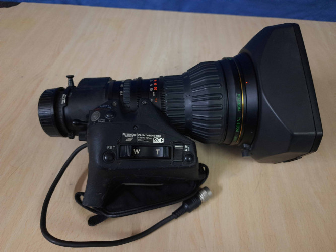 Fujinon ZA22 X 7.6 BERM M58 HD zoom lens with 2x doubler. - image #1