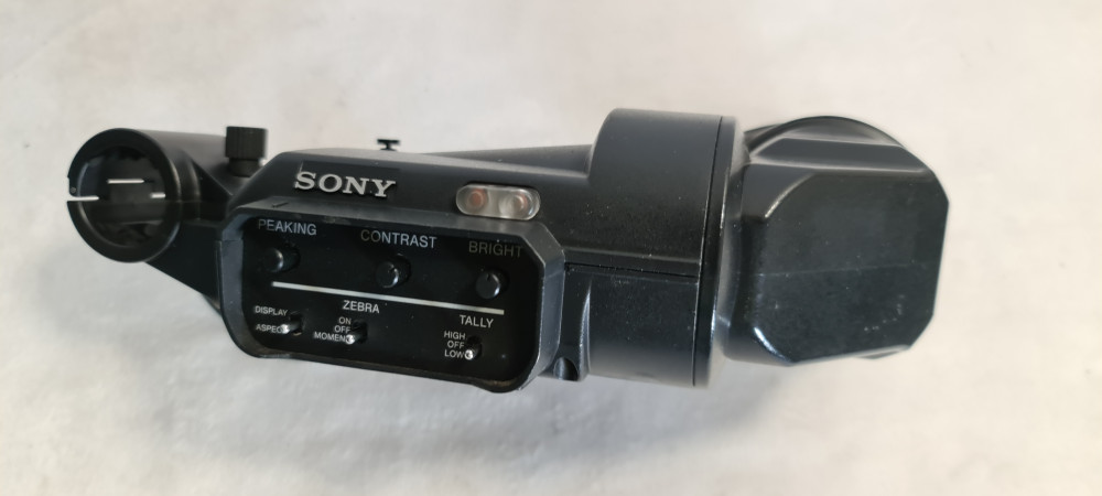 Sony HDVF-200