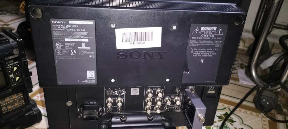 Sony LMD-1530W LCD monitor with HDMI and HD-SDI - image #1