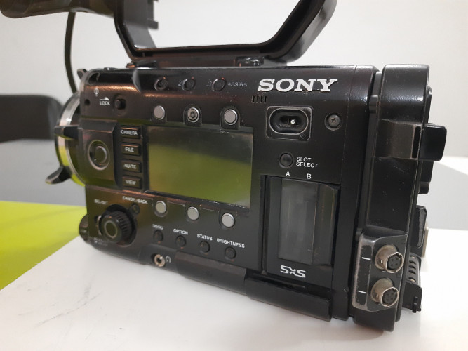 Sony F5 camera which has 4K and ProRes also - image #2