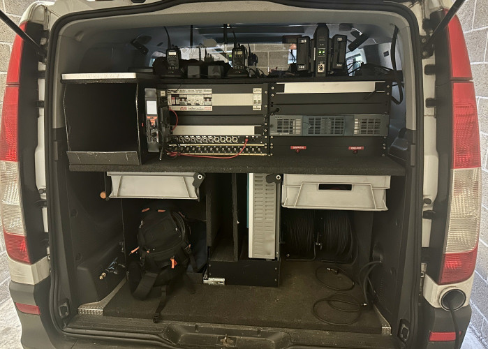 DSNG Mercedes Benz Vito 113CDI year 2014/15 with  Broadband Satellite System - image #5