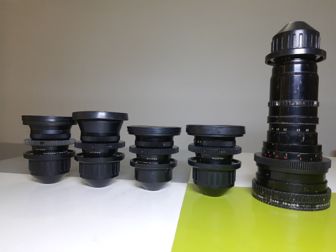 Arriflex Carl Zeiss Super 16 prime lenses and zoom lens PL mount set: - image #1