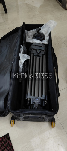 Vinten 250 tripod head and legs, with case (150 mm bowl size), - image #3