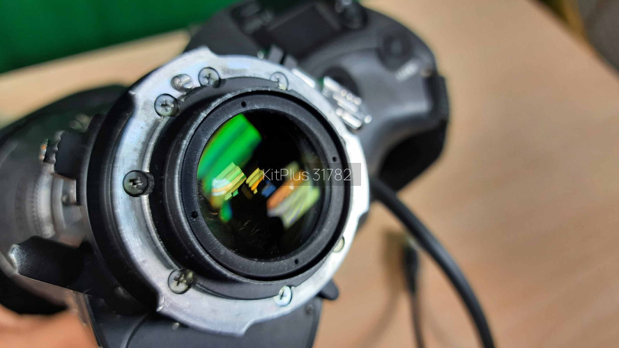 Canon HJ22 x 7.6 B IRSE semi servo HD zoom lens with B4 mount - image #4