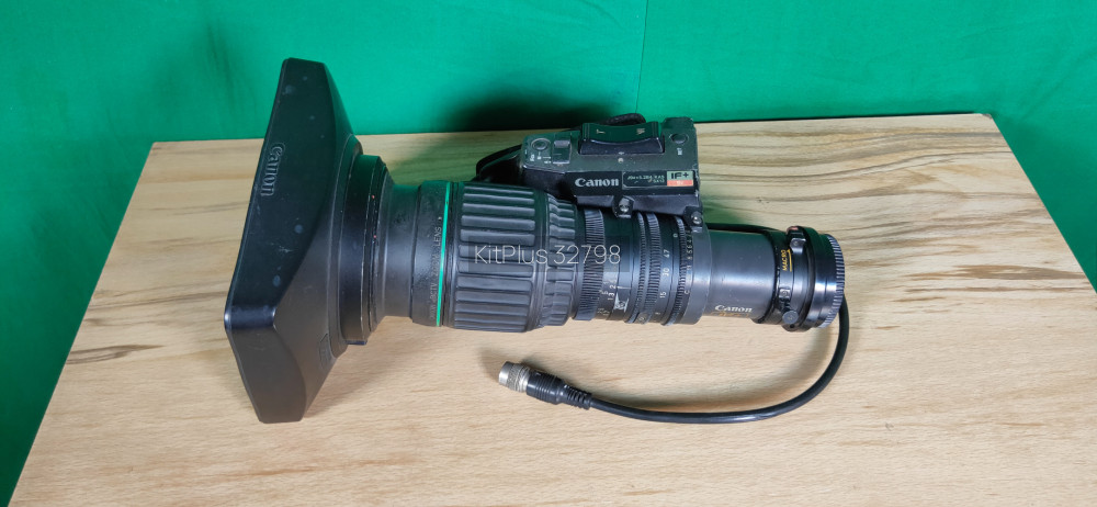 Canon J9x5.2 wide angle zoom lens - image #1