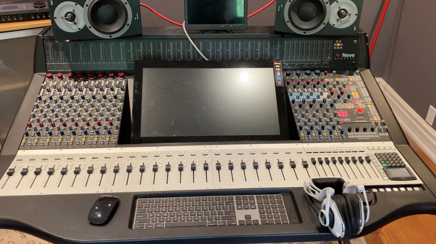 Ams Neve Genesis Black G16 - image #4