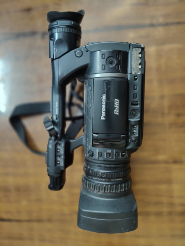 Panasonic AJ HPX-250 P2 Full HD camera - image #8