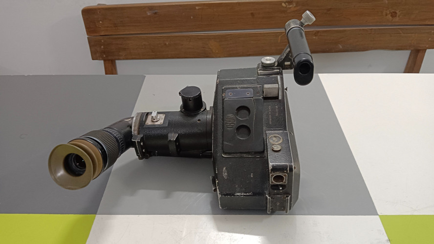 Arri 35 III professional film camera with viewfinder, - image #4