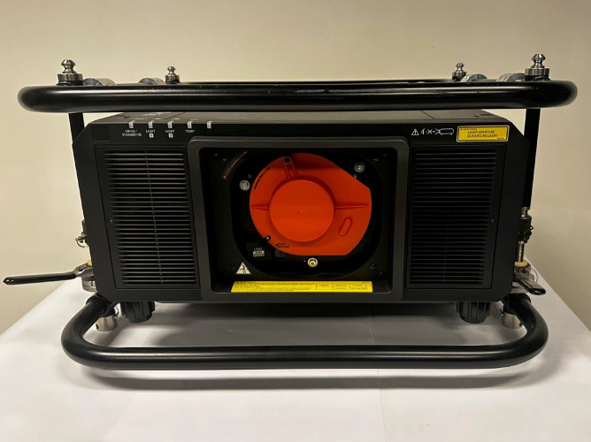 Panasonic PT-RQ22K - image #1