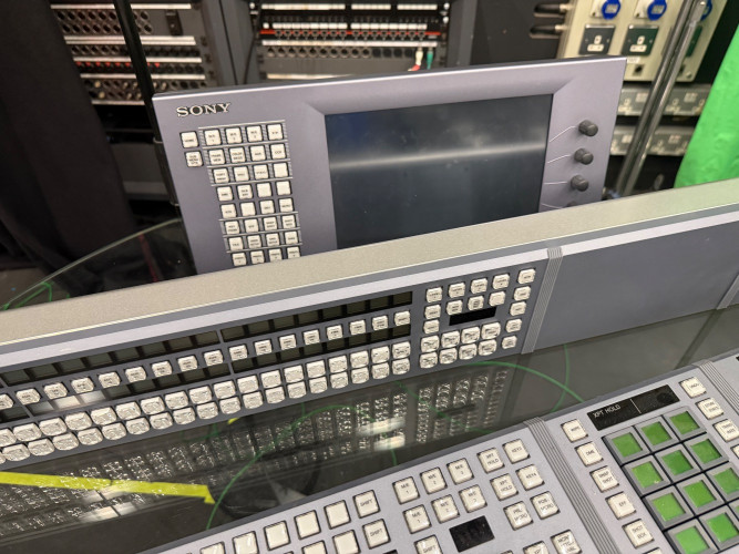 SONY MVS-7000X - image #3