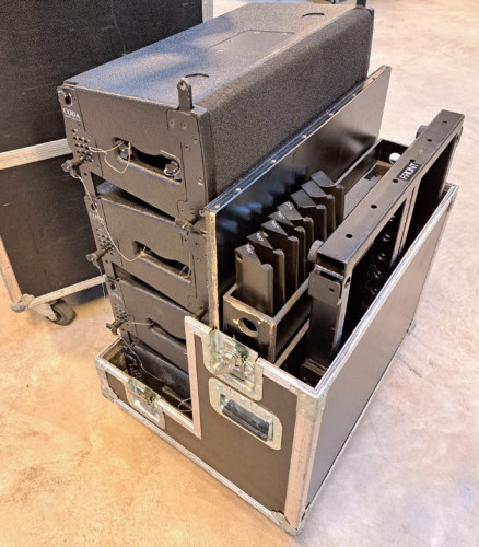 CODA AUDIO LA8 - image #1