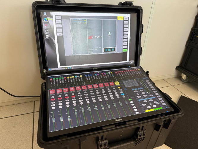 Allen & Heath DLive CDM32 - image #1