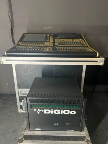 DiGiCo SD8 SD8-24-MadiRack - image #1