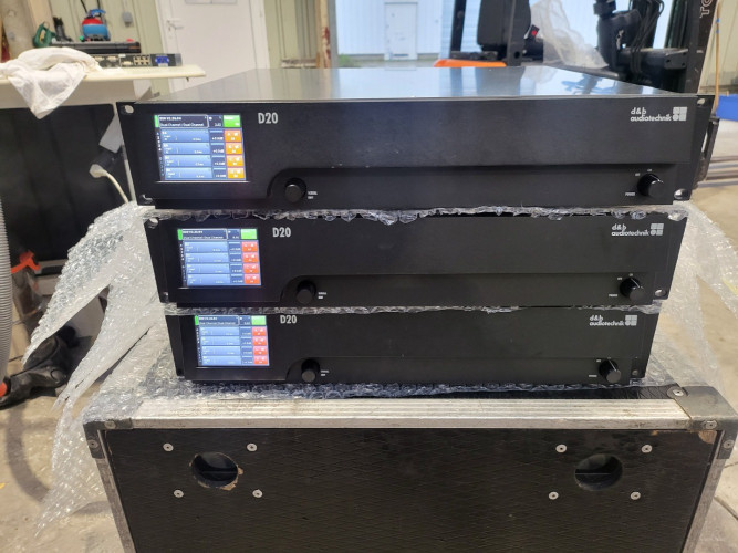 d&b Audiotechnik D20 - image #1