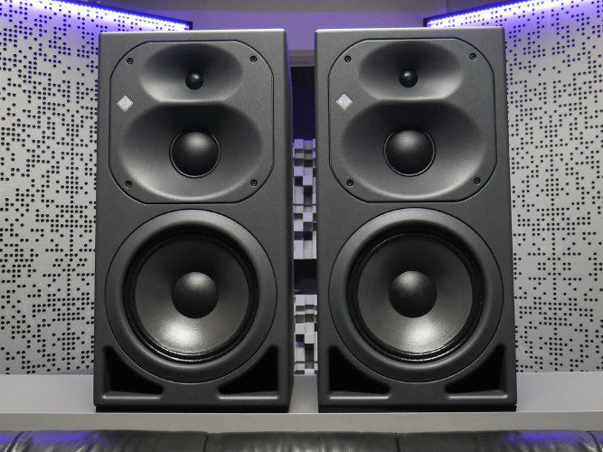 Neumann KH 420 Active Studio Monitor Speakers – Set of Two - image #1