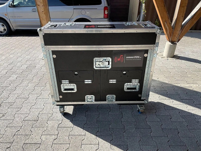 Midas M32 mixer incl. ZCASE flip flight case - image #2