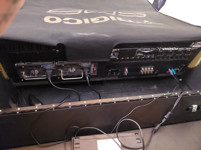 Digico SD 8 24 Core 2 inkl. MadiRack - image #1