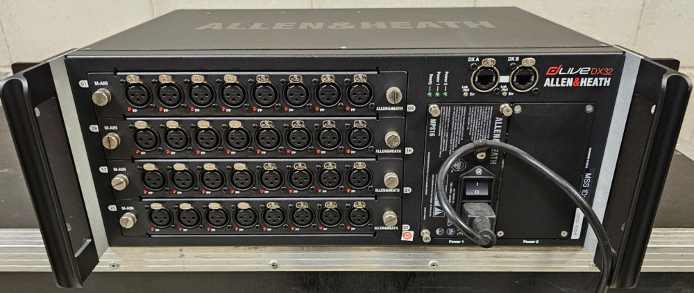 Allen&Heath DX32 stage box - image #1