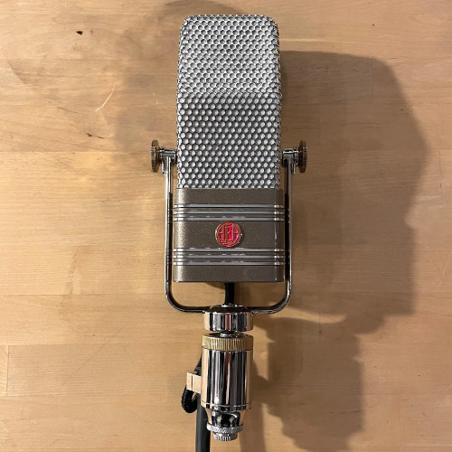 AEA A440 – Active Ribbon Studio Microphone - image #1