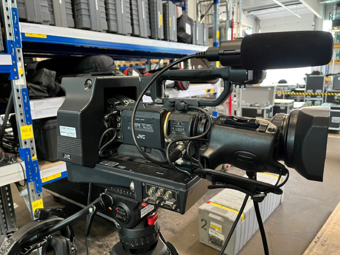 JVC GY-HD251 - image #1