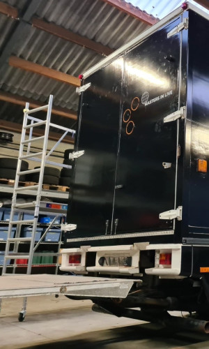 OB Truck Volvo – Ready for TV & Event Productions Volvo FM7 FM 4x2R 7.1 - image #5