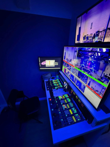 OB Truck Volvo – Ready for TV & Event Productions Volvo FM7 FM 4x2R 7.1 - image #7
