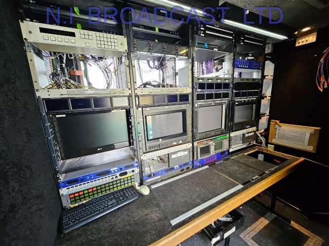 Mercedes 3 room 12 camera outside broadcast OBvan, (sony, RTS, evs etc) 12 cameras, HD currently, - image #8