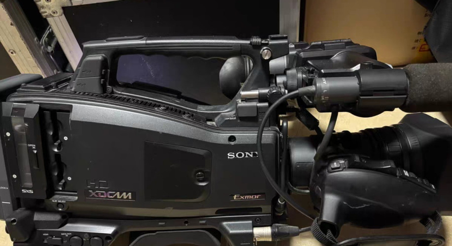 sony PMW-580 - image #1