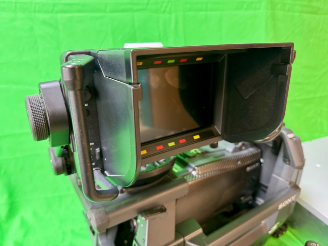 Sony HDC-2400 camera chain - image #3