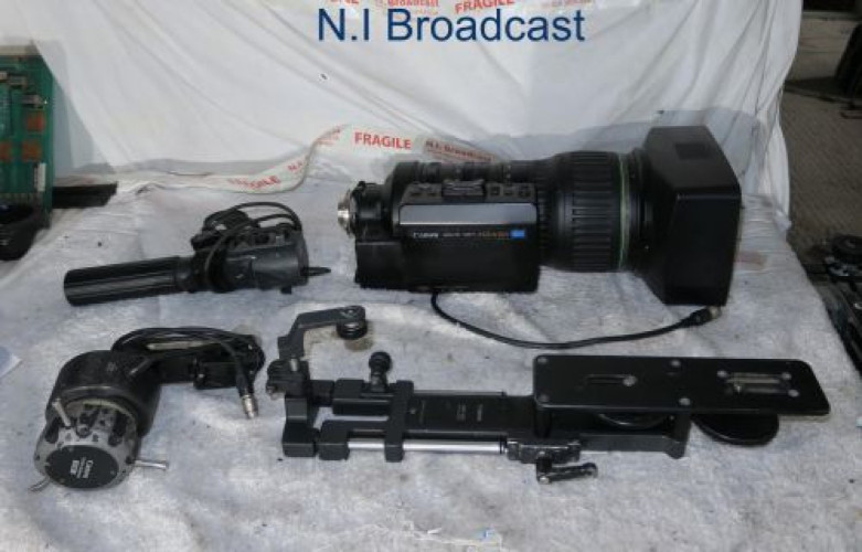 Canon HJ40x10b iasd-v 40x zoom long zoom lens with image stablizer, remotes and case. - image #1