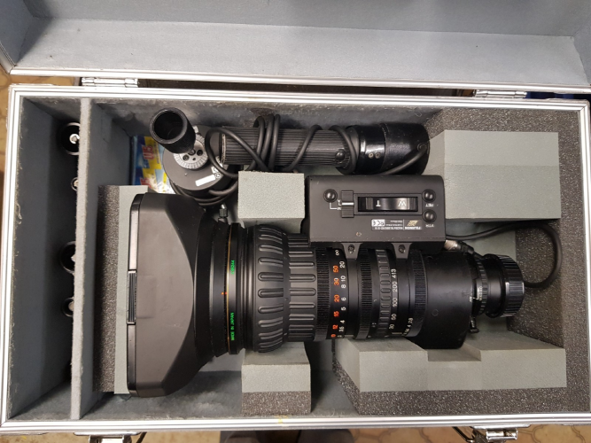 FUJINON TELE LENS HA25x16.5 BERD-S18 (16,5 - 413mm), 2x Extender, B4 Mount 2/3" - image #2