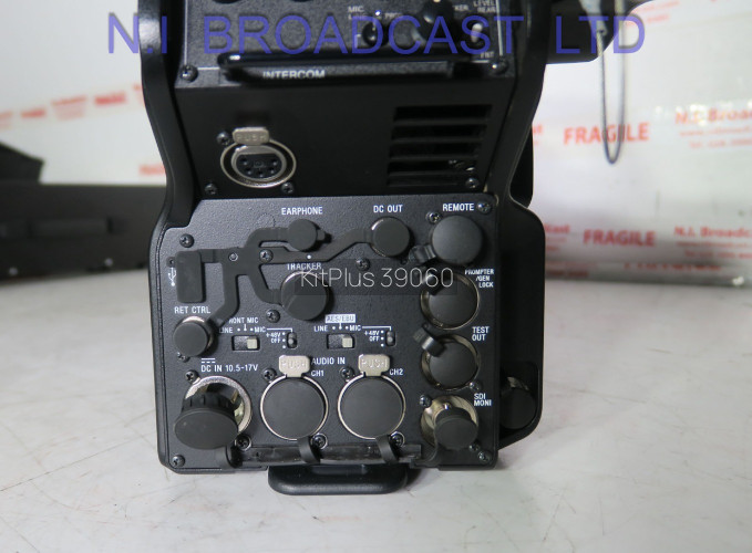 Sony hdc-3200 4k Camera fibre channels (4 available), 200 hours from new - image #25