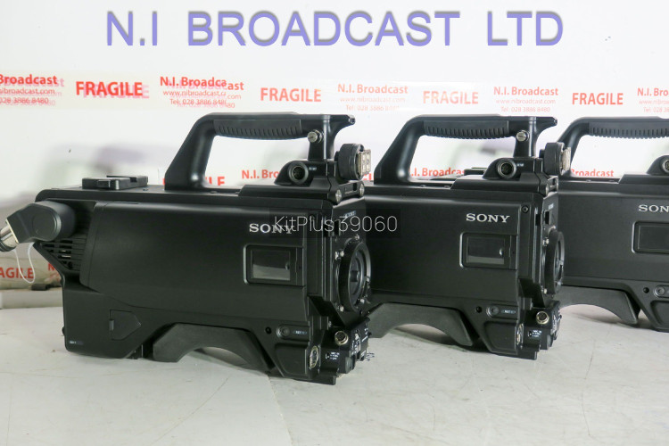 Sony hdc-3200 4k Camera fibre channels (4 available), 200 hours from new - image #5