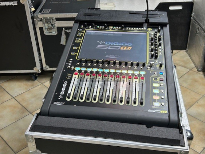 Digico SD11i with  Trolley Case - image #1