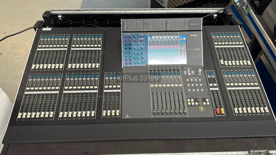 Yamaha M7CL incl. case - image #1