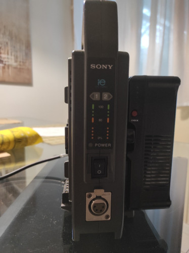 Sony PXW-X400 - image #8