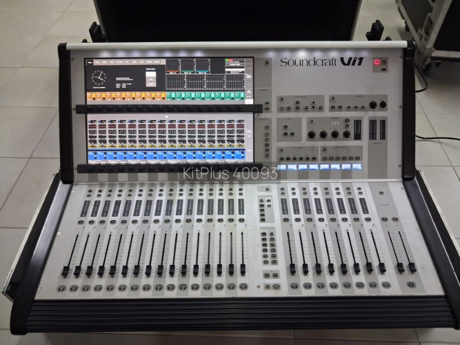 Soundcraft VI1 with Stage Rack - image #1