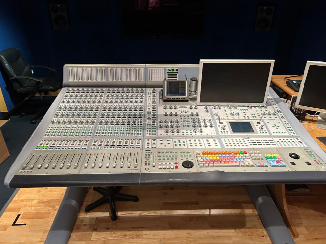Avid Avid - Digi Design - D-Control 16 Fader Desk - image #3