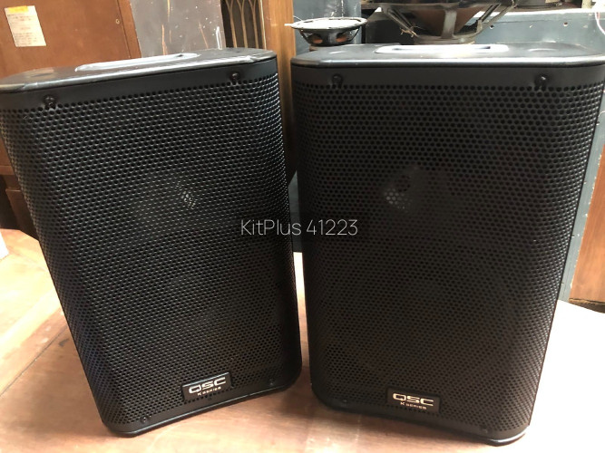 QSC K8 powered speakers & kw181 18” powered subwoofer - image #1