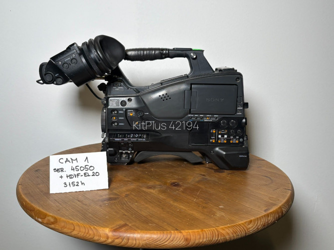 Sony PXW-X400 + HDVF-EL20 - image #1